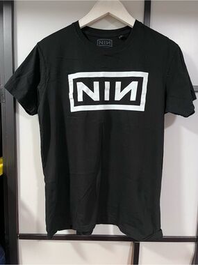 NIN Black Men's Graphic Tee with White Logo Size Medium